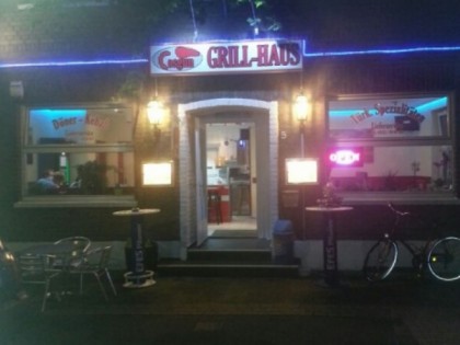 照片: Cosgun Grill Haus